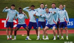 最新外國足球爆料網站,揭秘最新爆料網站獨家披露的足壇動向