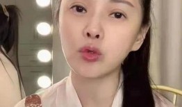 娛樂圈近日最火爆料,某明星戀情曝光，引發網友熱議！