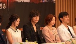 韓劇信義24集在線觀看,揭秘劇情高潮，在線觀看精彩瞬間